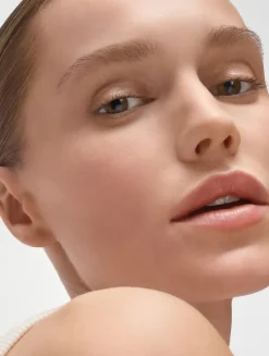 Blanc Peony Eye Serum - Dark Spot Corrector