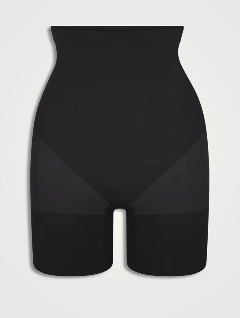 Everyday Sculpt High-Waisted Mid-Thigh Short