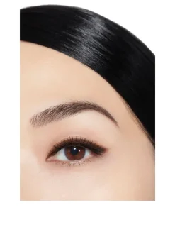 Eye Definer