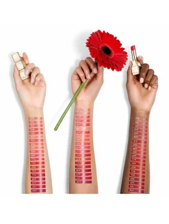 Kiss Kiss Shine Bloom Lipstick