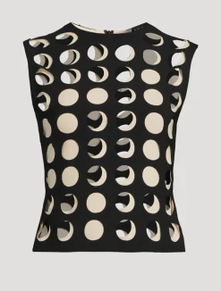 Layered Hole Top