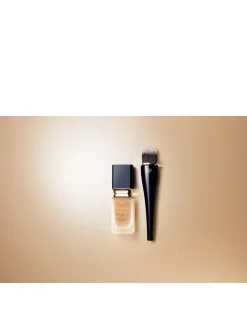 Light Coverage Foundation Brush