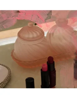 Loose Lips Candle