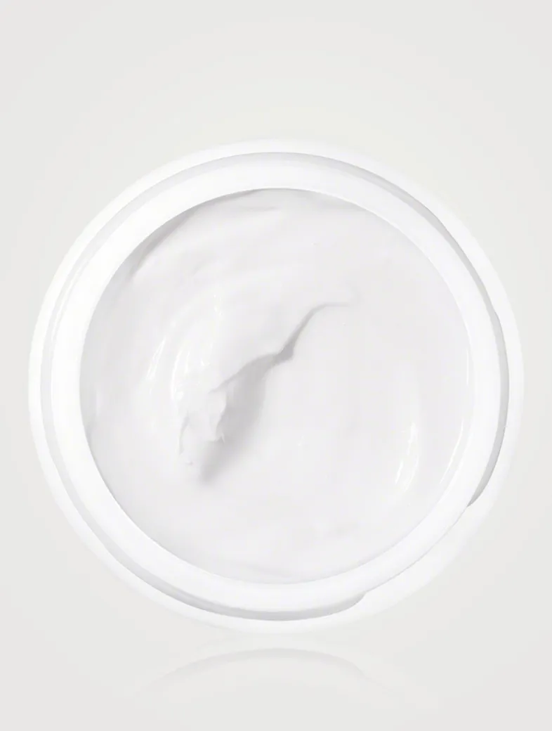 Moisturizing With A Mask Instant Thirst-Quenching Mask