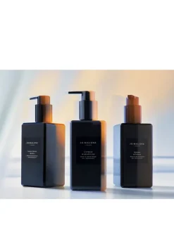 Velvet Rose & Oud Body & Hand Wash