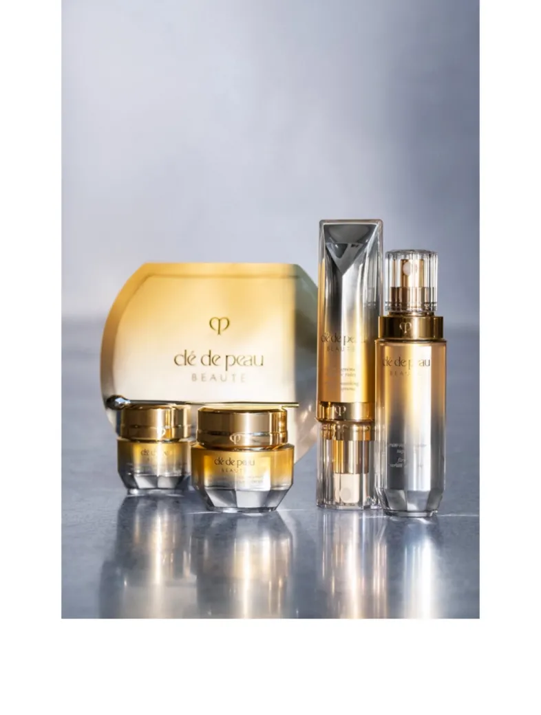 Vitality-Enhancing Eye Mask Supreme