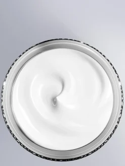 White Caviar Crème Extraordinaire